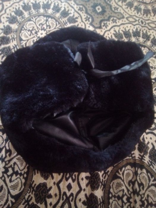 Căciula îmblănită pentru bărbați nouă