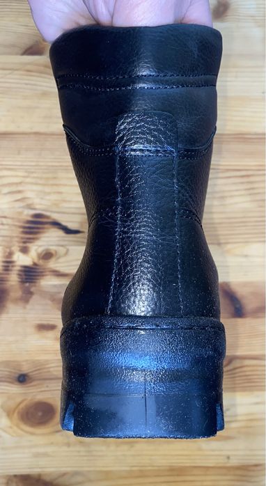 Продам берцы зимние