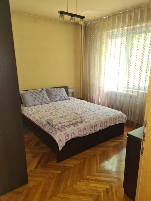 Apartament 3 camere chirie