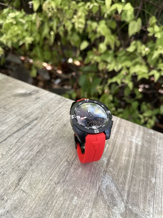 Продавам или бартер Tissot T-Touch Expert Solar (Mission: Impossible Edition)