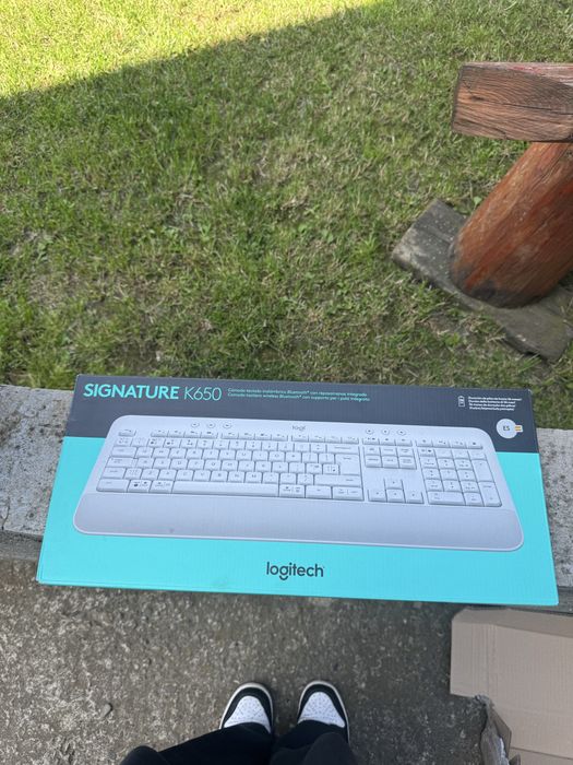 Logitech Signature K650
