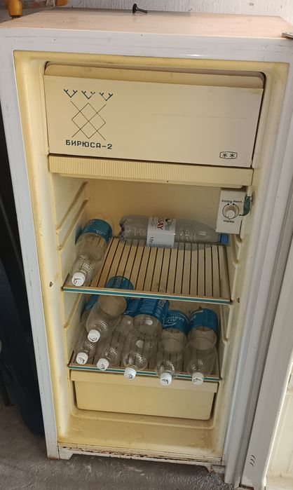 Холодильник Бирюса