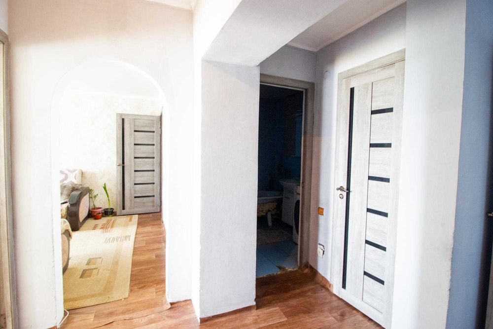 продам 3шку в 5 мкр Эмиль империя