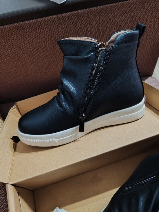 Детские ботиночки