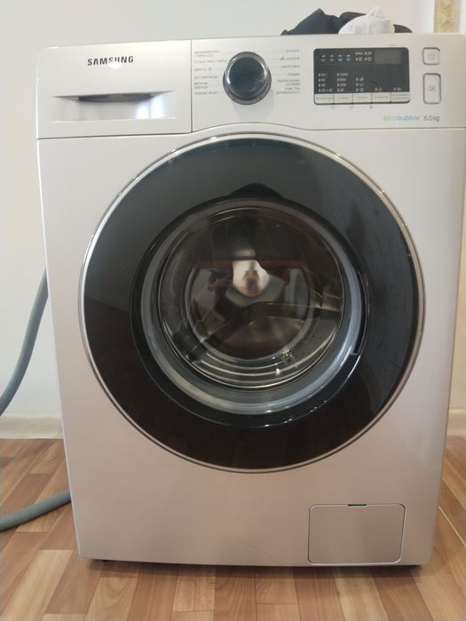 Продам стиральную машину