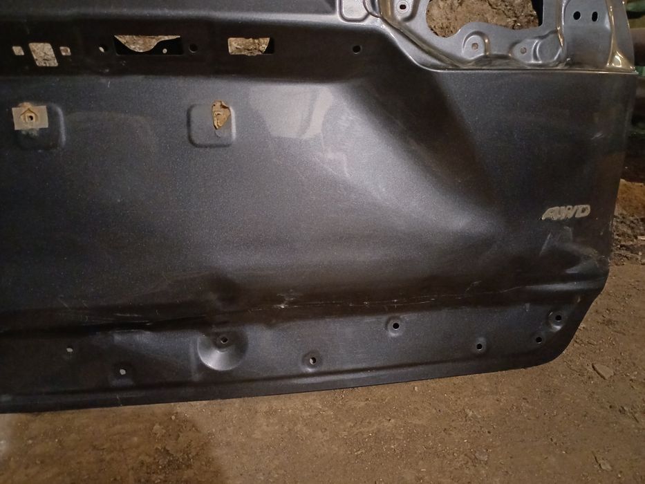 Дверь тайота Rav 4