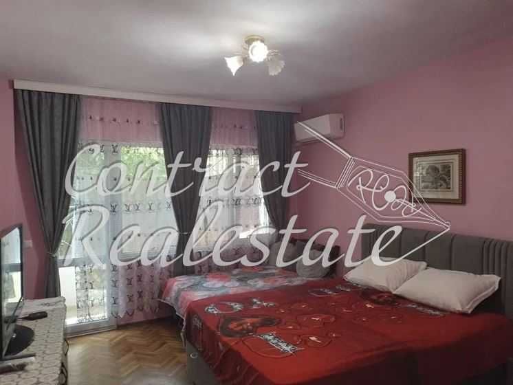 Дава се под наем Тристаен апартамент в Варна, Червен площад - 78 кв.м за 612 € - Снимка #5