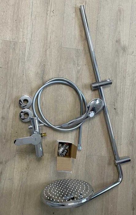 Душевая система Grohe Tempesta Cosmopolitan System 250