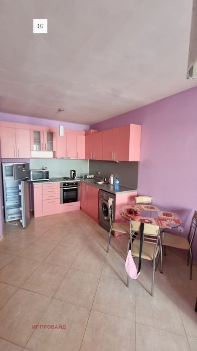 Дава се под наем Двустаен апартамент в Поморие - 56 кв.м за 408 € - Снимка #2