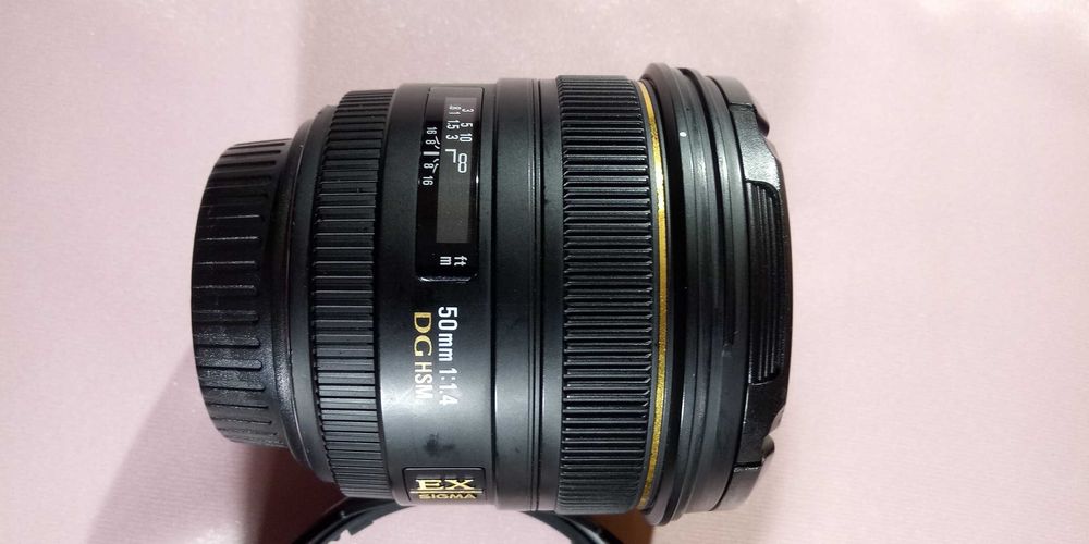 Sigma 50mm F1.4 EX DG HSM за Canon