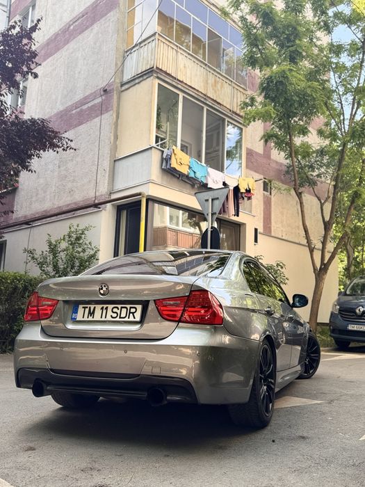 BMW 3 Series 2010 — imagine 5