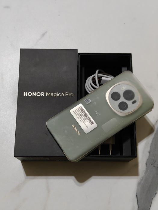 Honor Magic 6 Pro 512 gb Ram 12 5G полный комплект