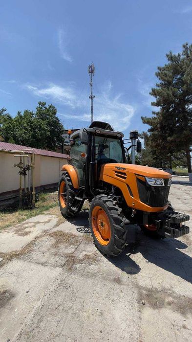 Traktor Chimgan GD 704 Kabina