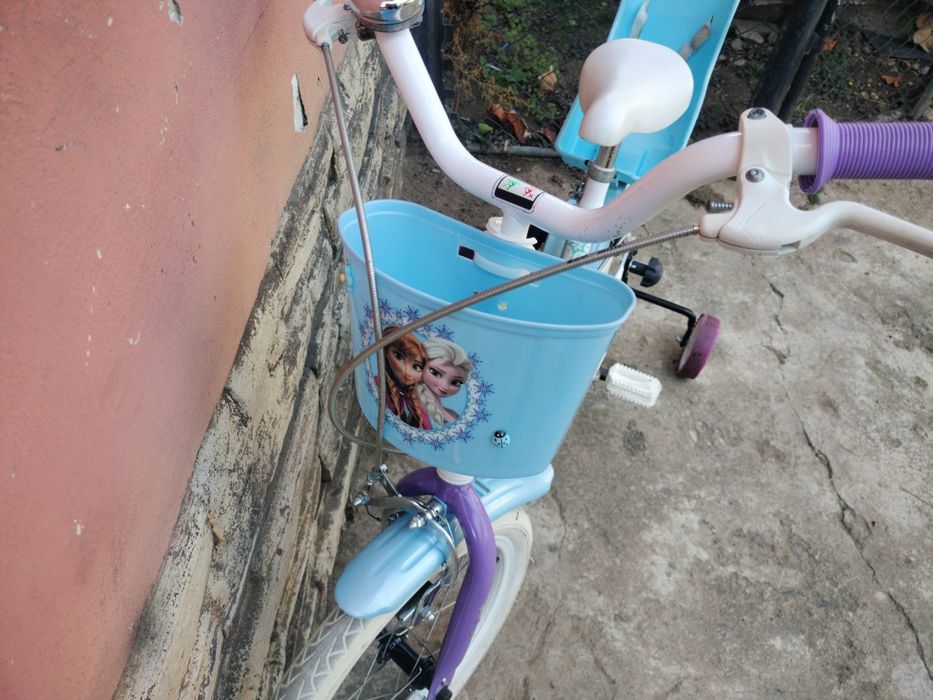 Bicicleta fetițe cu Ana și Elsa