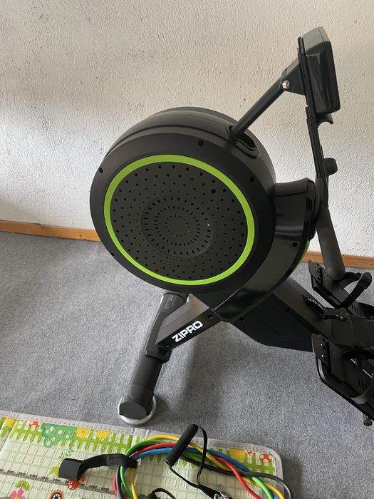 Гребен тренажор Zipro  Dash