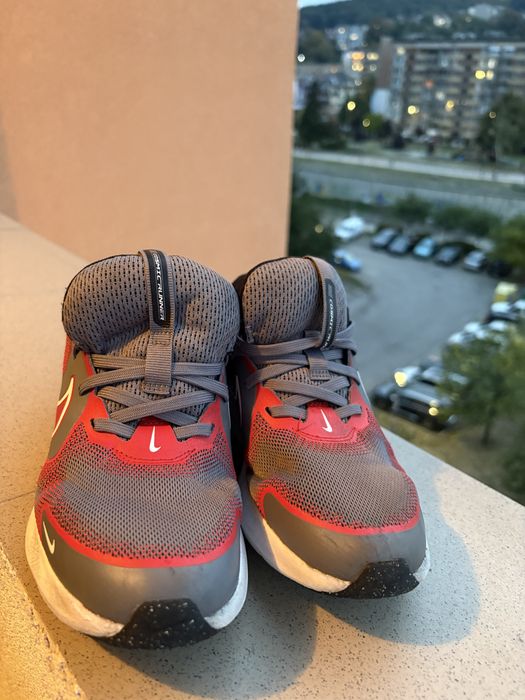 Лека маратонки за спорт 38 номер nike