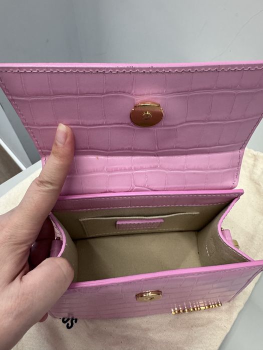 Сумка в отличном состочнии!