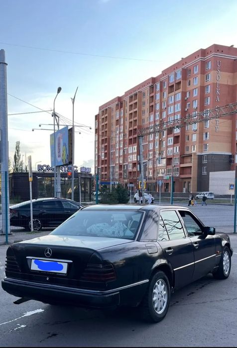 Продам мерс 220 в хорошем состоянии