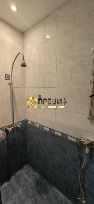 Продажба 3-стаен гр. Шумен - Добруджански 76m² - снимка 10