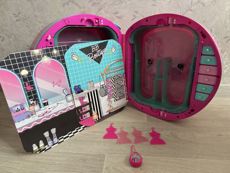 Продам игрушки для девочек