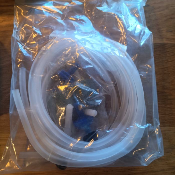 НОВА! Соларна въздушна помпа 2W, с USB и соларно зареждане, 2000 mAh