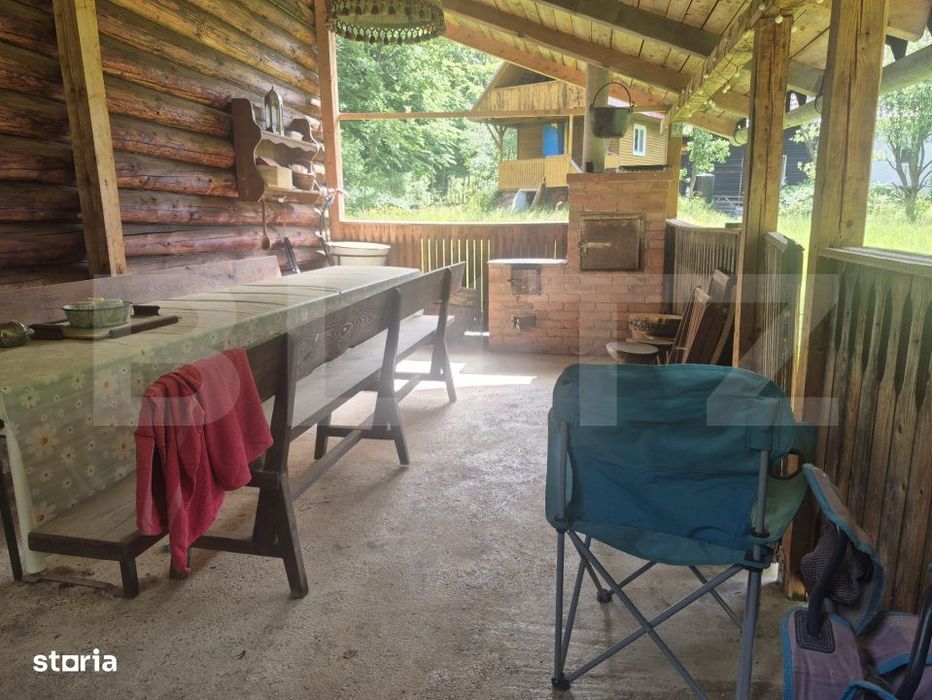 Cabana cu parau si brazi maturi, 1400mp, Valea Fericirii