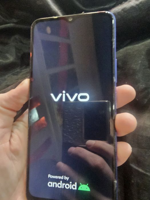 VIVO  Y21  64 гб