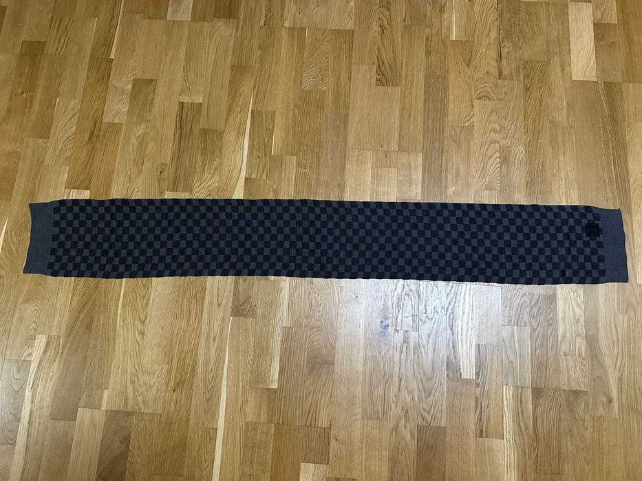 set caciula si fular louis vuitton