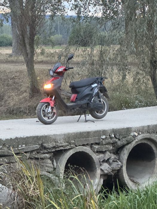 Vand scuter 49cc