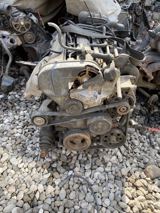 Двигатель Форд FYDB 1.6L