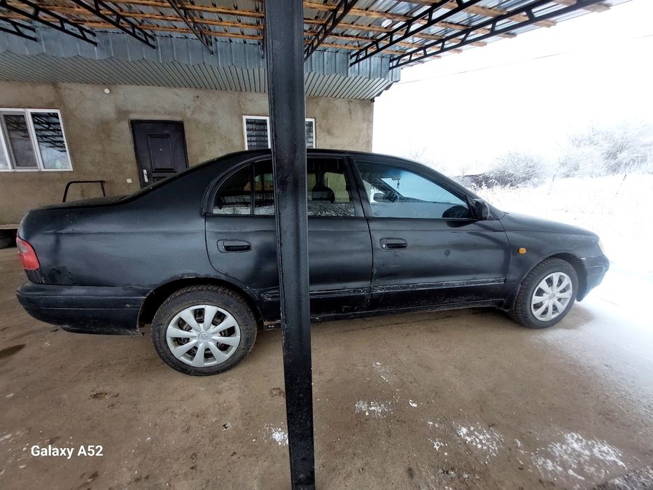 Продам Тайота Карина Е