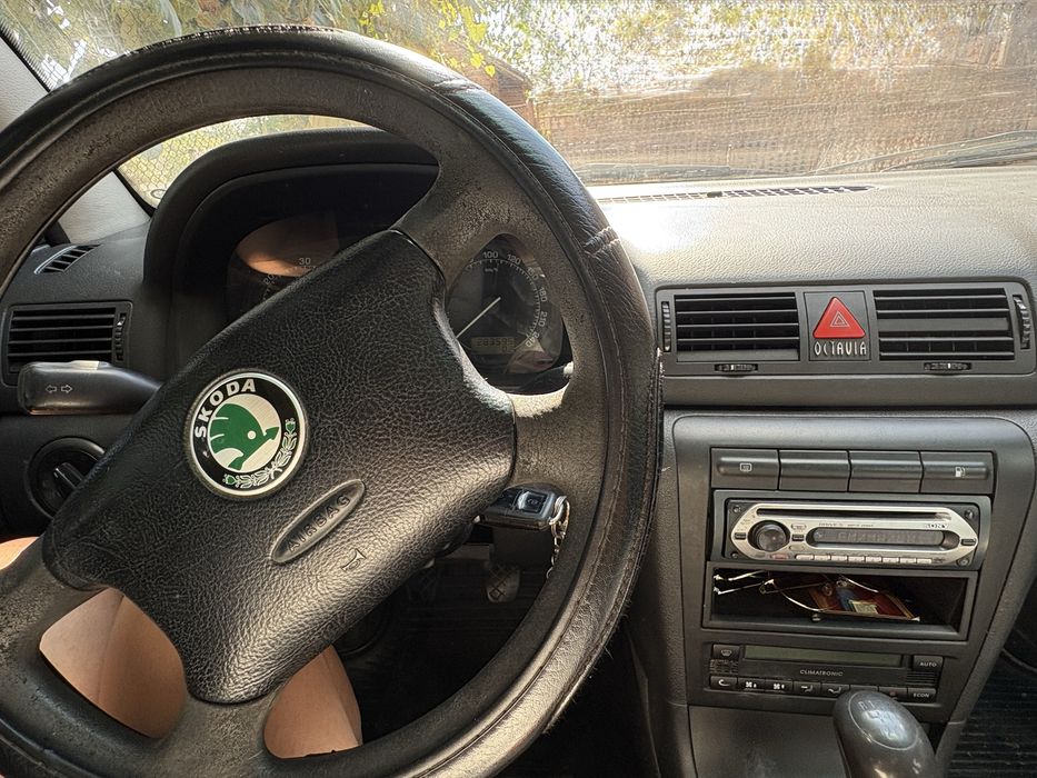 Skoda Octavia 1