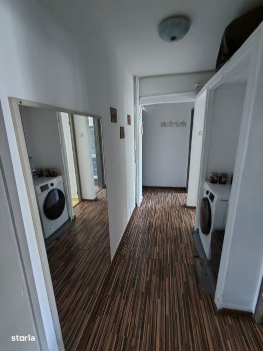 Apartament 3 camere, 65 mp, zona Republicii