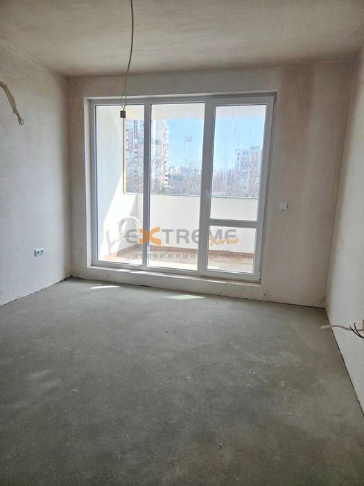 Двустаен апартамент в луксозна сграда