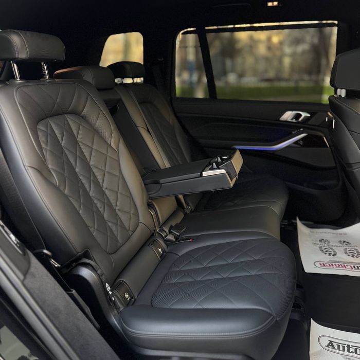 BMW X7 xdrive40i 2025