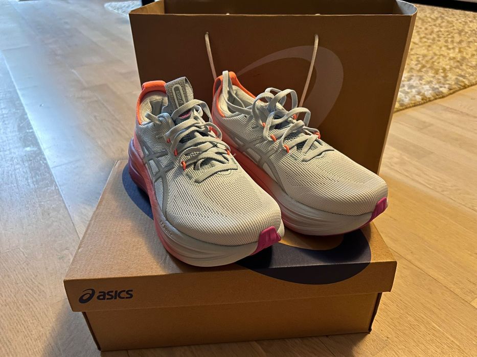 Asics Gel Nimbus 28 Sky Digital Sakura, noi, cu eticheta