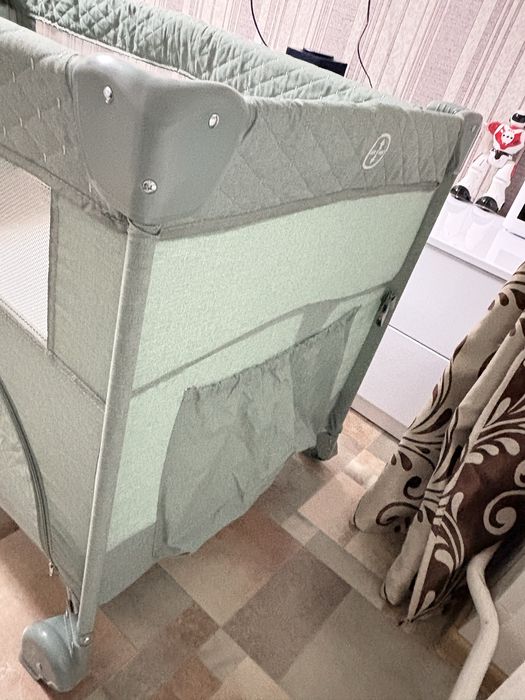 Продам детскую кроватку-манеж