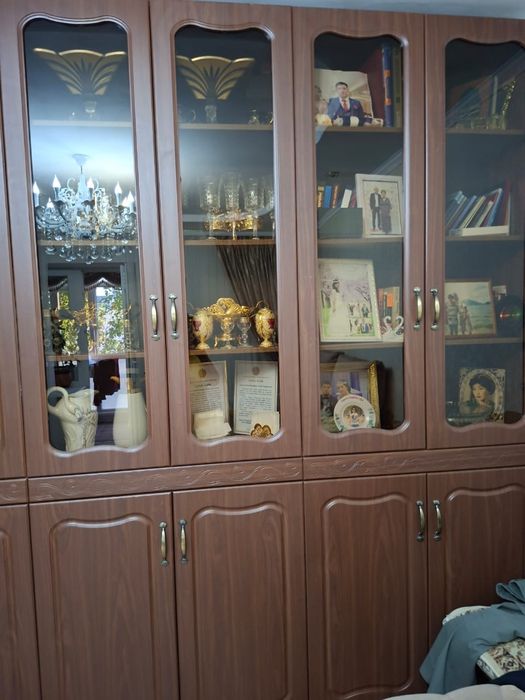 Продаем мебель для гостиной