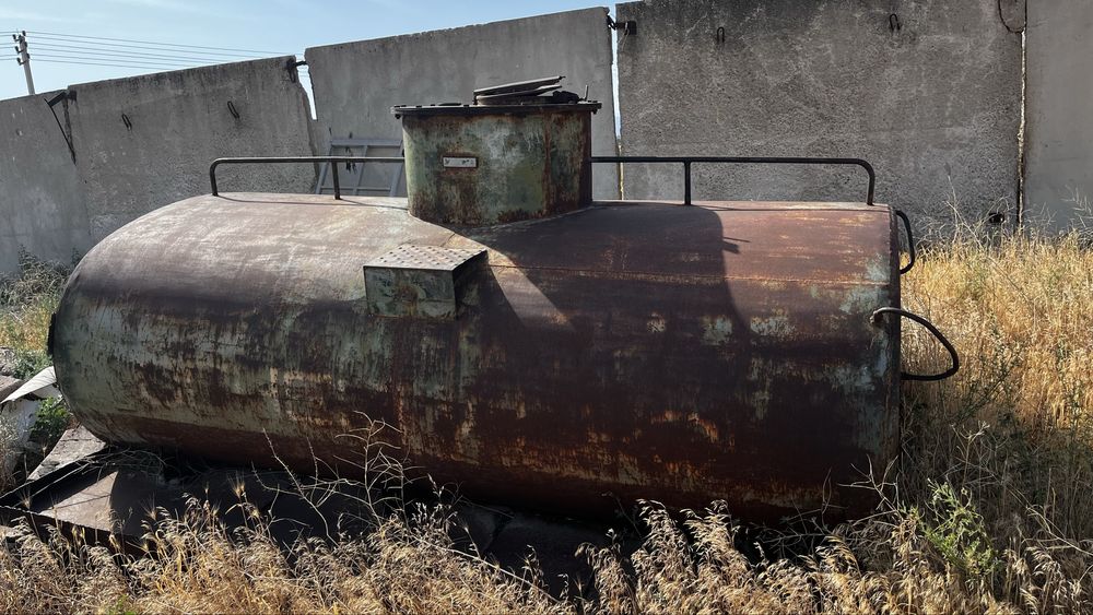 Емкость бензавоза 4200л