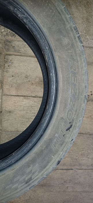 Продам шины 215/55R17