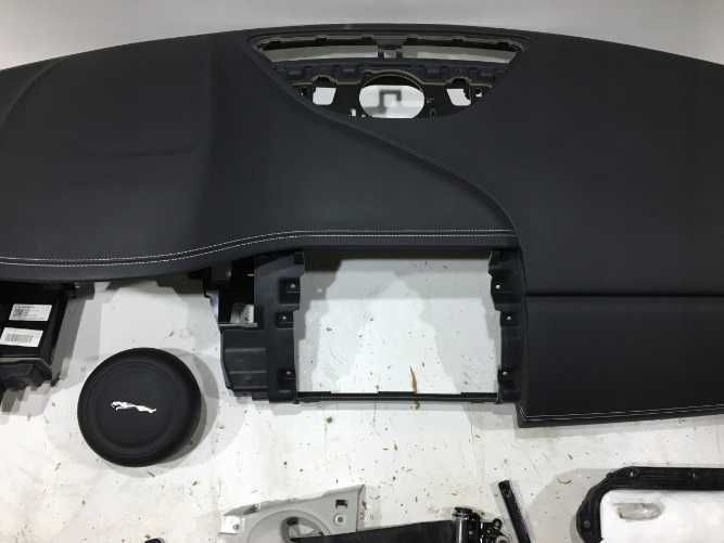 Jaguar E pace - plansa de bord - kit airbag - set centuri de siguranta