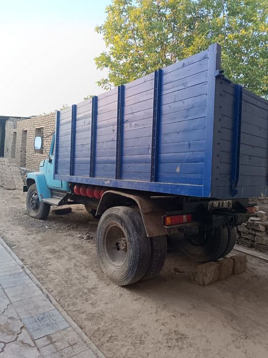 Arzonga beriladi zil 53