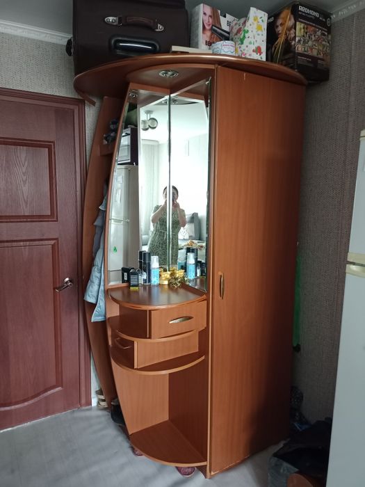 ,продам прихожуб и шифонер