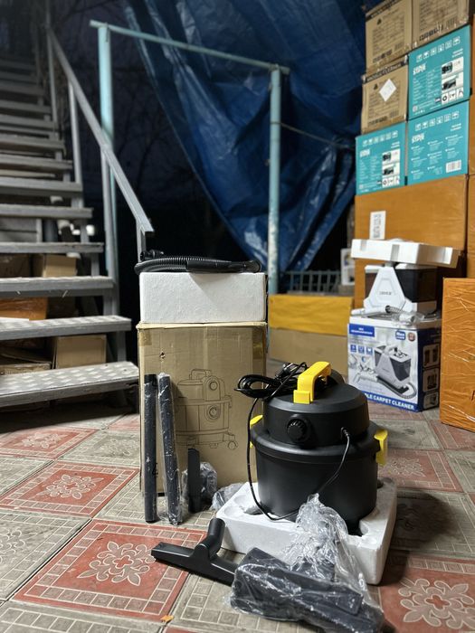 Пылисос обычный мощний