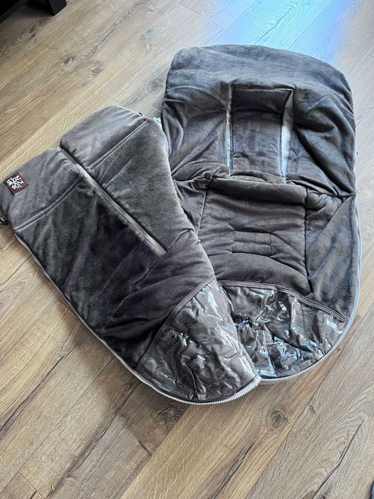 Jane Nest зимно чувалче за количка