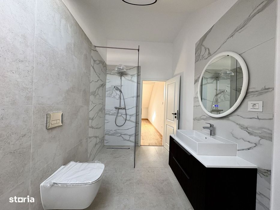 Dezvoltator| Casa înșiruită | 6 camere | 156 mp utili | Cartier Privat