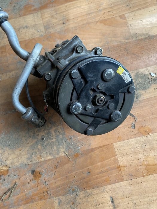 Продам компрессор кондиционера Хонда Срв