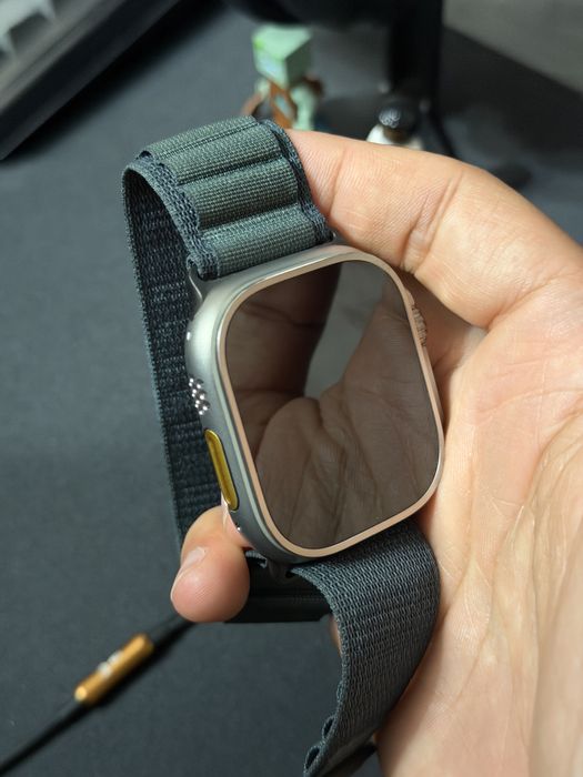 Apple Watch Ultra 49mm Natural Titanium