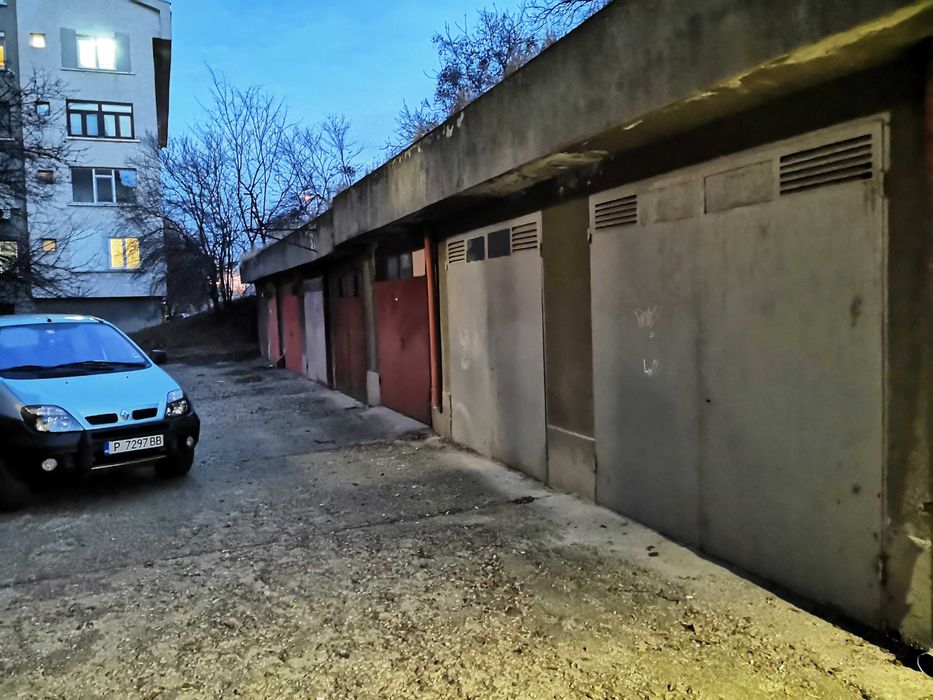 Дава се под наем Гараж / Паркомясто в Русе, Мальовица - 20 кв.м за 86.7 € - Снимка #7