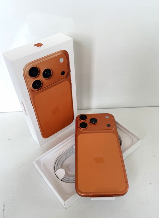 НОВ! iPhone 17 Pro 512GB Cosmic Orange ГАРАНЦИЯ!